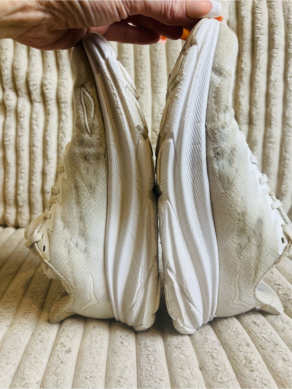 HOKA One One Clifton 9 Women’s Running Shoes White Mesh Lightweight - Picture 6 of 8